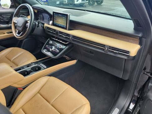 Used 2020 Lincoln Corsair Reserve FWD image 30