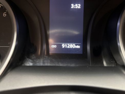 Used 2021 Toyota Camry LE image 13