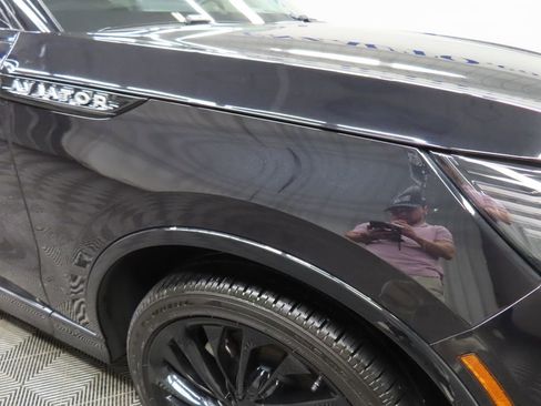 Used 2025 Lincoln Aviator Reserve w/ Jet Appearance Package image 38