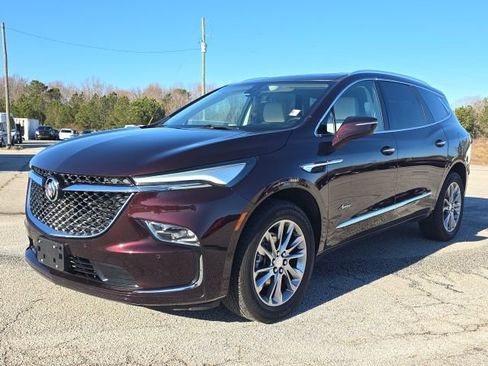 Used 2022 Buick Enclave Avenir w/ Avenir Technology Package image 1