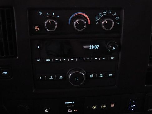 Used 2022 Chevrolet Express 2500 w/ Safety Package RWD image 17