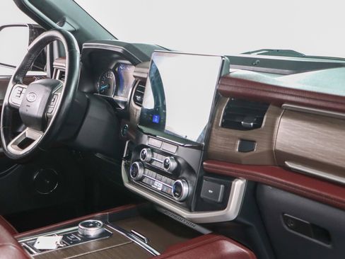 Used 2023 Ford Expedition Max Limited image 28