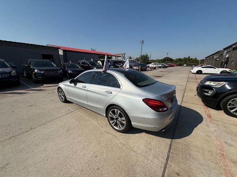 Used 2017 Mercedes-Benz C 300 Sedan image 11