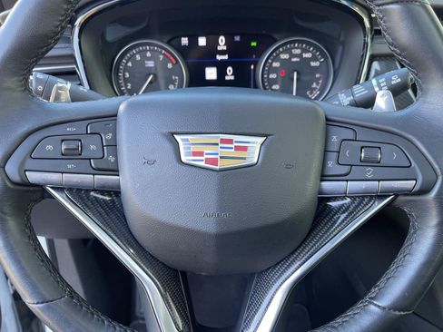 Used 2024 Cadillac XT6 Sport w/ Technology Package AWD/4WD image 25