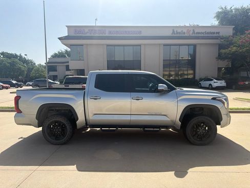 Used 2022 Toyota Tundra SR5 w/ Advanced Technology Package AWD/4WD image 13