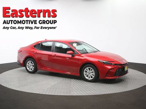 Used 2025 Toyota Camry LE FWD image 47