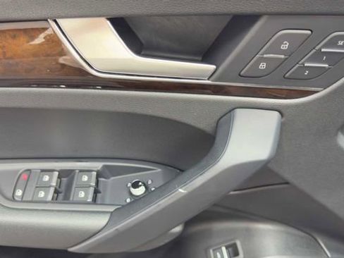 Used 2018 Audi Q5 2.0T Premium AWD/4WD image 21