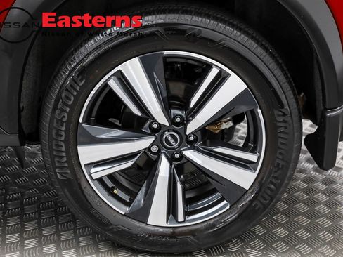 Used 2023 Nissan Rogue Platinum AWD/4WD image 32