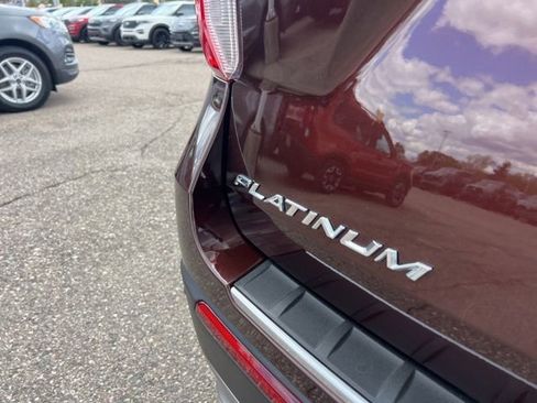 Certified 2020 Ford Explorer Platinum w/ Premium Technology Package AWD/4WD image 29