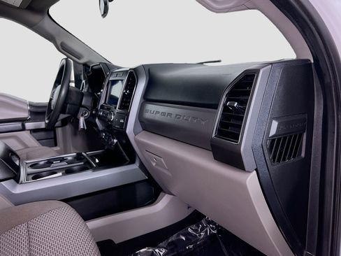 Used 2021 Ford F250 XLT w/ FX4 Off-Road Package image 29