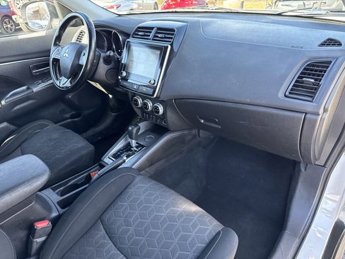 Used 2021 Mitsubishi Outlander Sport SE image 36