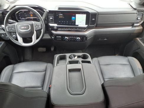 Used 2025 GMC Sierra 1500 SLT AWD/4WD image 8