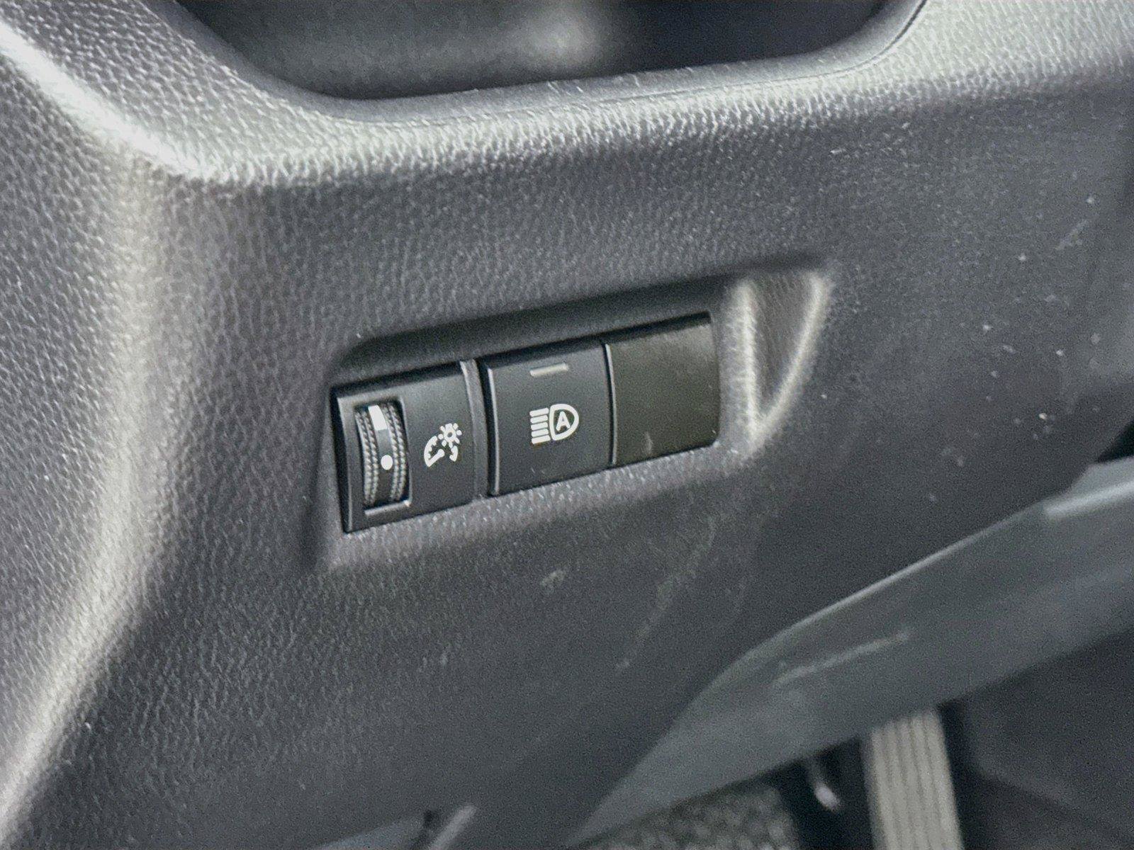 Certified 2025 Toyota RAV4 XLE AWD/4WD image 15