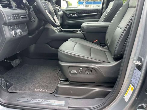 Certified 2023 GMC Yukon XL Denali AWD/4WD image 29