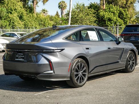 New 2026 Lexus ES 350e FWD image 6