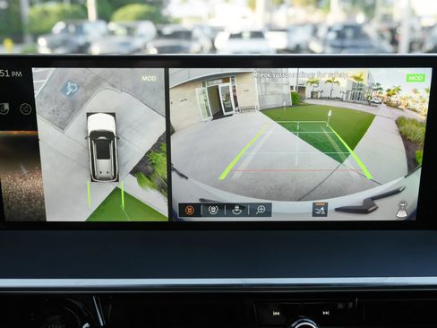 New 2026 INFINITI QX80 4WD image 15