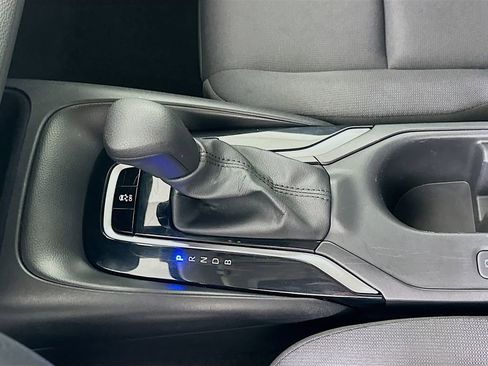 Used 2024 Toyota Corolla LE image 17