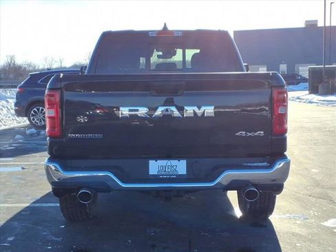 New 2026 RAM 1500 4x4 Crew Cab image 18