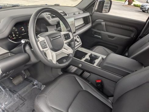 Used 2025 Land Rover Defender 110 S AWD/4WD image 10