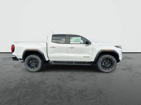 New 2026 GMC Canyon Elevation w/ Convenience Package image 9