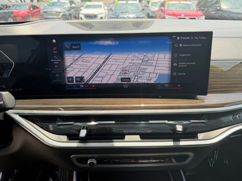 Used 2023 BMW X7 xDrive40i AWD/4WD image 23
