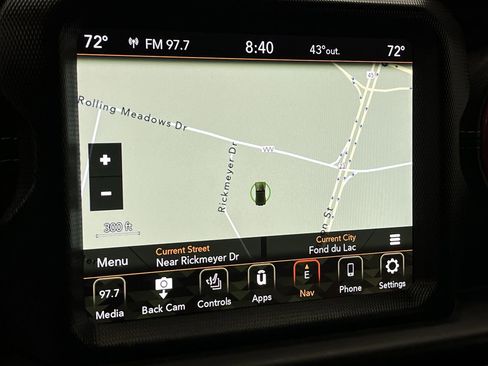 Used 2018 Jeep Wrangler Unlimited Sahara image 5