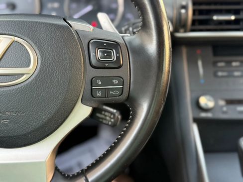 Used 2020 Lexus IS 300 F Sport image 19