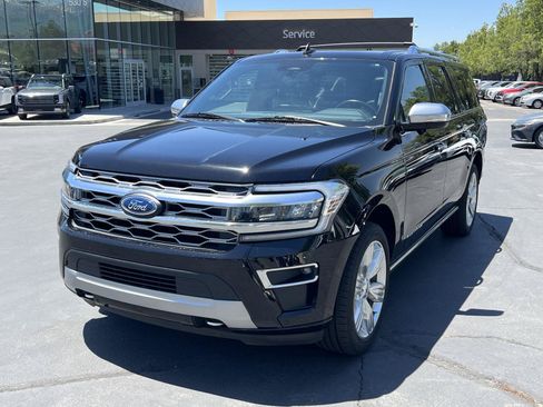 Used 2023 Ford Expedition Max Platinum AWD/4WD image 2