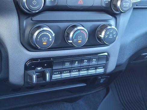 Used 2024 RAM 2500 Big Horn w/ Protection Group AWD/4WD image 11
