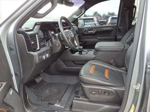 Used 2024 GMC Sierra 1500 AT4 w/ Technology Package image 11