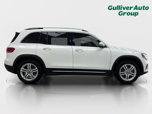 Used 2020 Mercedes-Benz GLB 250 4MATIC w/ Premium Package image 10