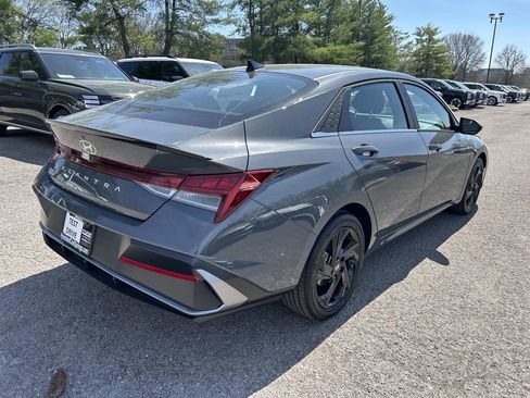 New 2026 Hyundai Elantra SEL Sport image 7