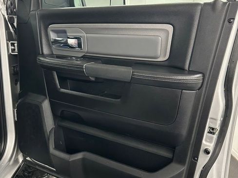 Used 2018 RAM 2500 Power Wagon w/ Leather & Luxury Group image 30