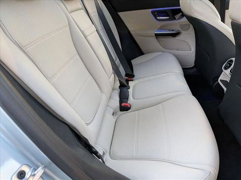 Certified 2026 Mercedes-Benz GLC 300 image 19