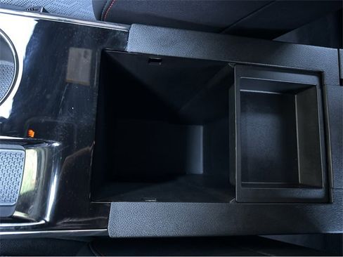 Used 2025 Chevrolet Equinox RS w/ Safety and Technology Package image 32