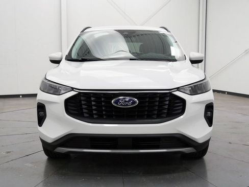 Used 2023 Ford Escape SE FWD image 2