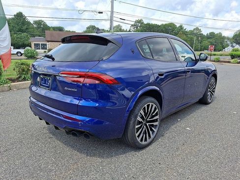 Used 2025 Maserati Grecale Modena AWD/4WD image 23