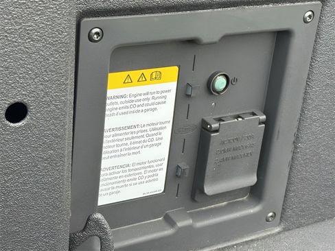 Used 2022 Ford F150 Lariat w/ Equipment Group 502A High image 46