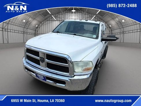 Used 2012 RAM 2500 ST w/ Chrome Appearance Group AWD/4WD image 9
