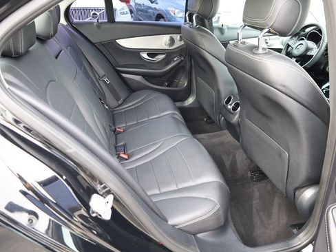 Used 2015 Mercedes-Benz C 300 Sedan image 18