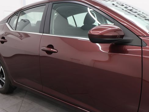Used 2024 Nissan Sentra SV FWD image 23