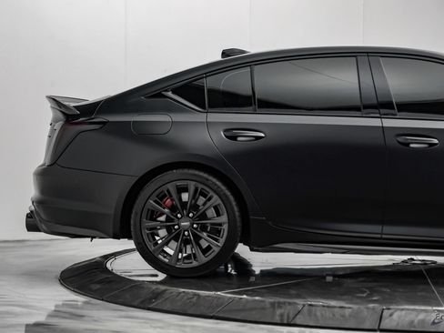 Used 2022 Cadillac CT5 V Blackwing w/ Carbon Fiber Package 2 RWD image 21