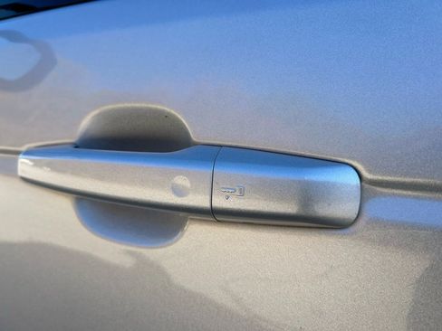 Used 2021 Land Rover Range Rover Westminster Edition image 19