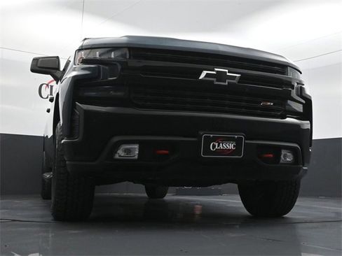 Used 2020 Chevrolet Silverado 1500 LT Trail Boss image 26
