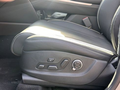 Used 2024 Genesis GV80 3.5T w/ Advanced Package image 43