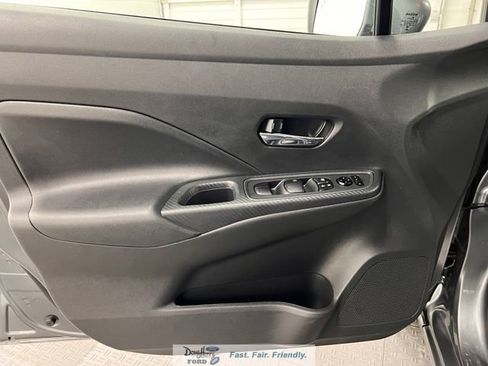 Used 2025 Nissan Versa SV FWD image 23