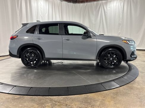 Certified 2024 Honda HR-V Sport image 9