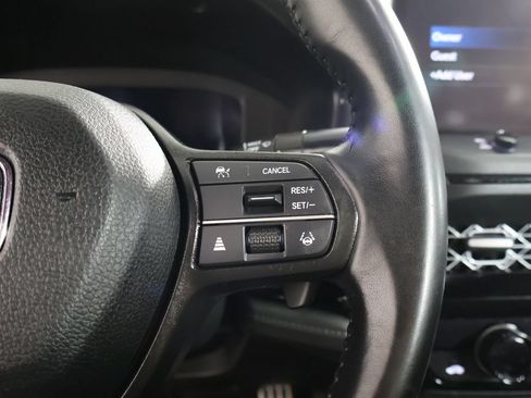 Used 2023 Honda Accord Sport image 40