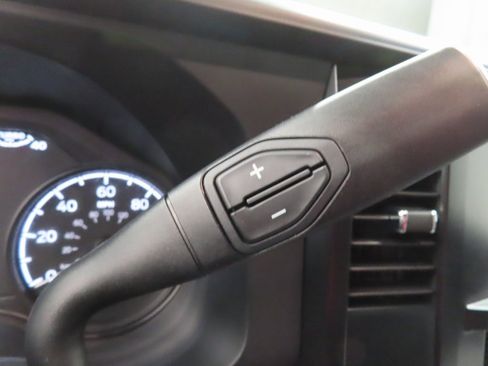 Used 2025 Ford F350 XLT image 44