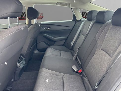 Used 2025 Honda Accord SE image 10